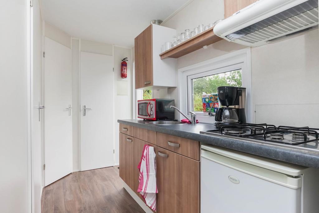 Oostappen Vakantiepark Riviera Beach Биддингхёйзен Номер фото