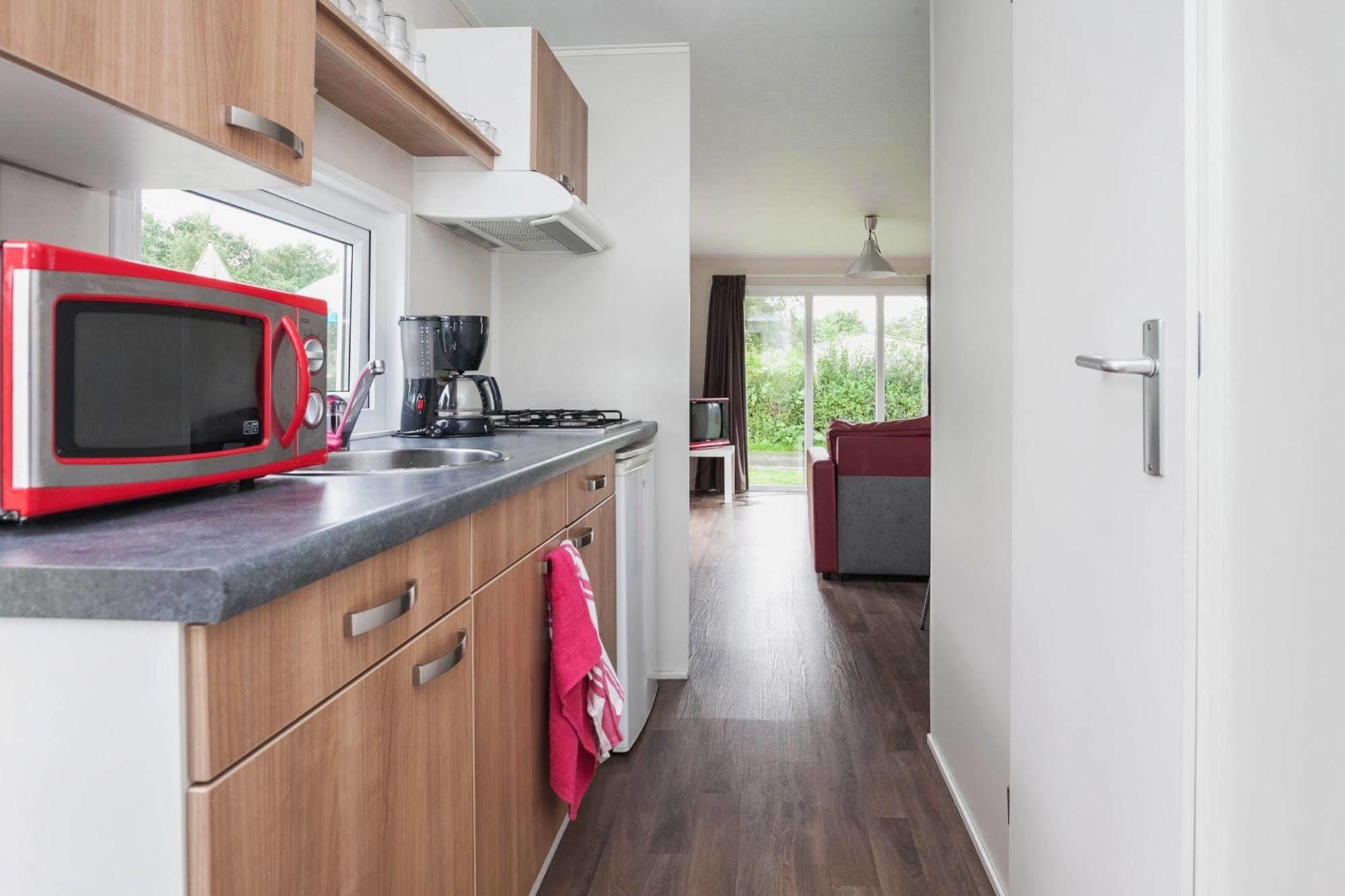 Oostappen Vakantiepark Riviera Beach Биддингхёйзен Экстерьер фото